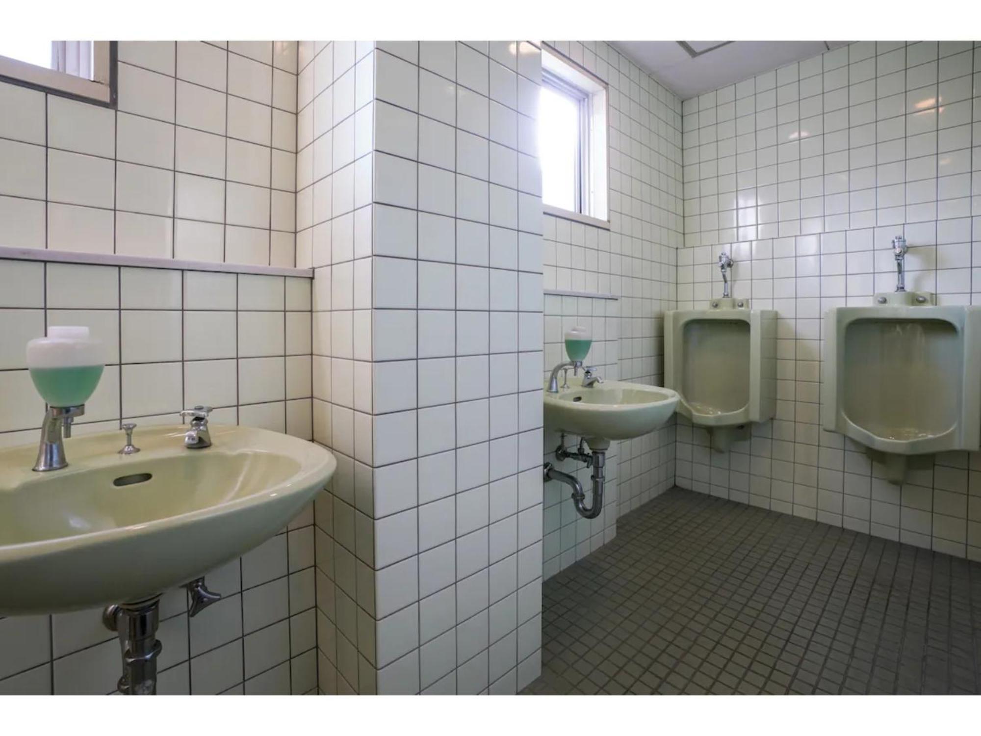 Male Only Capsule Inn Hamamatsucho - Vacation Stay 68799V 도쿄 외부 사진
